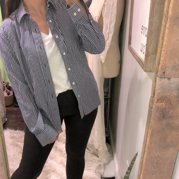 Gap fitted button down shirt striped size small - Picture 4 of 8